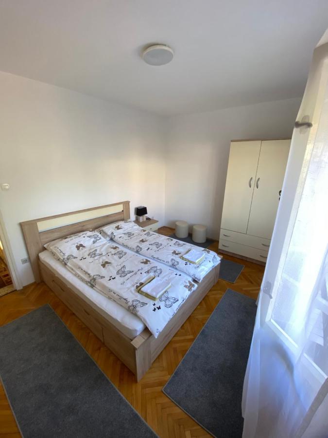 Apartmani Zdenka Pobri Opatija Exterior photo